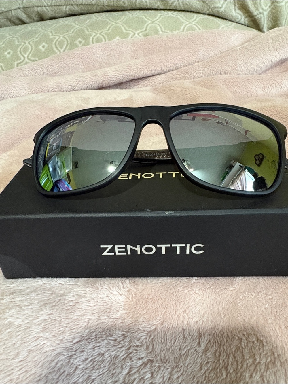 Zenottic Men's Black Frame Sunglasses Mirrored Lenses
